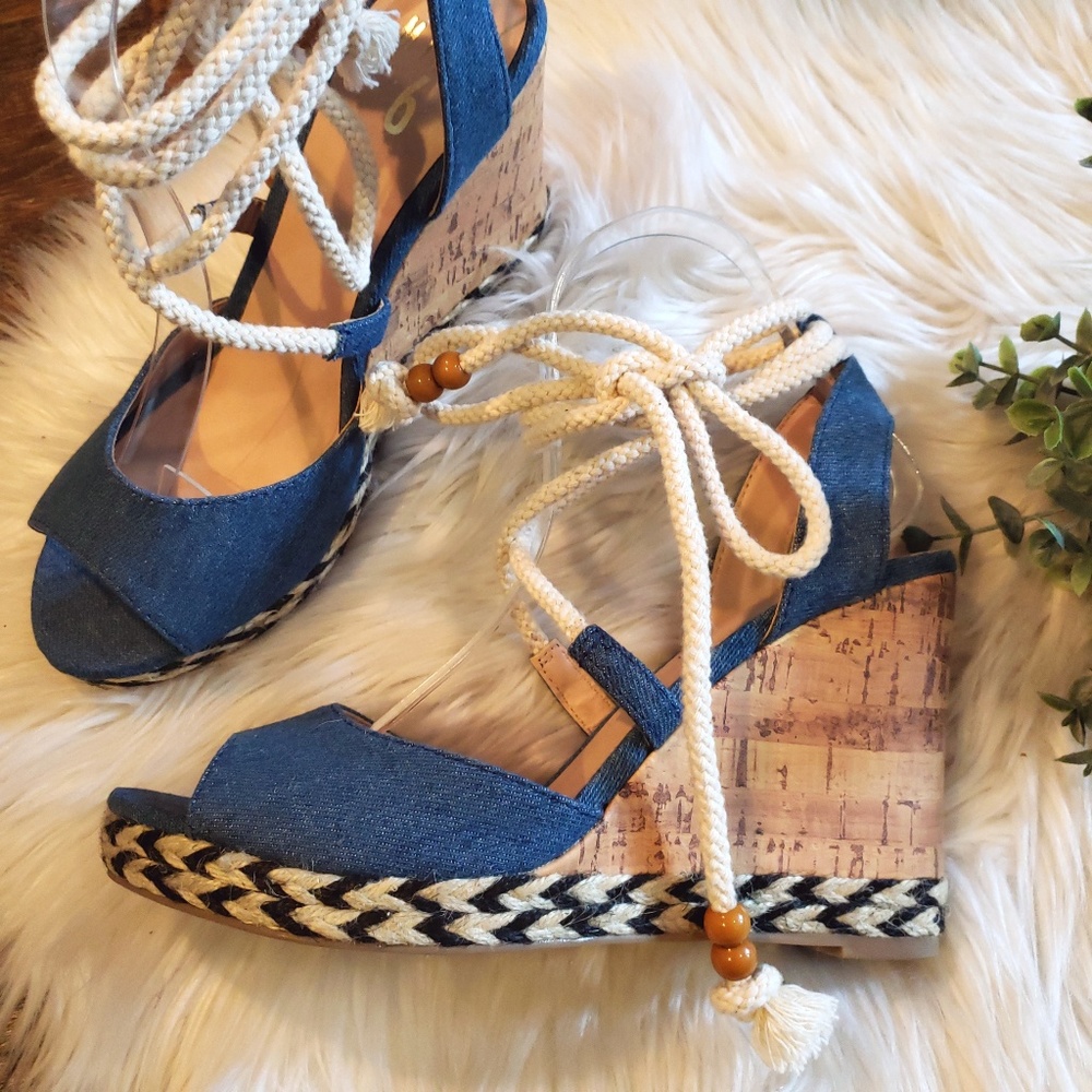 Mix No. 6 Venesa Wedge Sandal - Picture 5 of 8